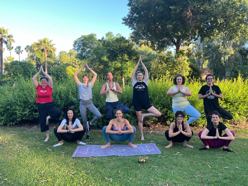 Seville: Group Yoga classes All levels - in French - Choosing the theme: back mobility, balance, and slowing down