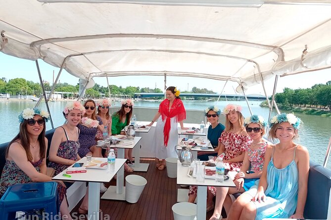 Seville: Guadalquivir River Cruise with Lunch or Dinner - Lunch vs dinner: how to choose your timing in Seville