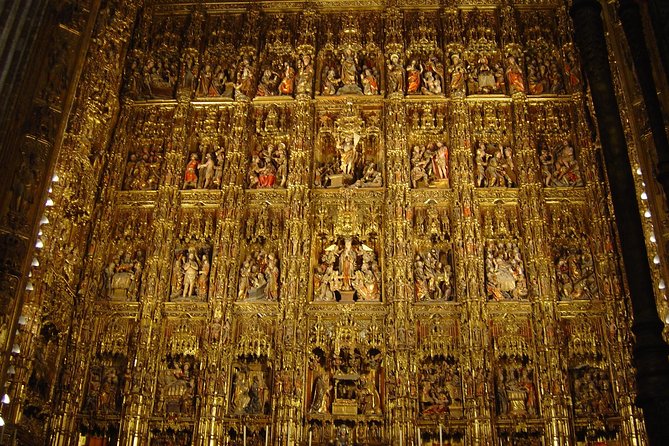 Seville Guided Tour into Alcazar and Cathedral Skip the Line - Skip-the-line: great when it works, annoying when it doesn’t