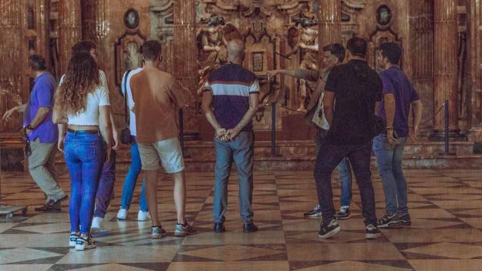 Seville: Guided Tour of Cathedral of Seville & Giralda Tower - Inside Seville Cathedral: Stained Glass and 45 Chapels in Real Time