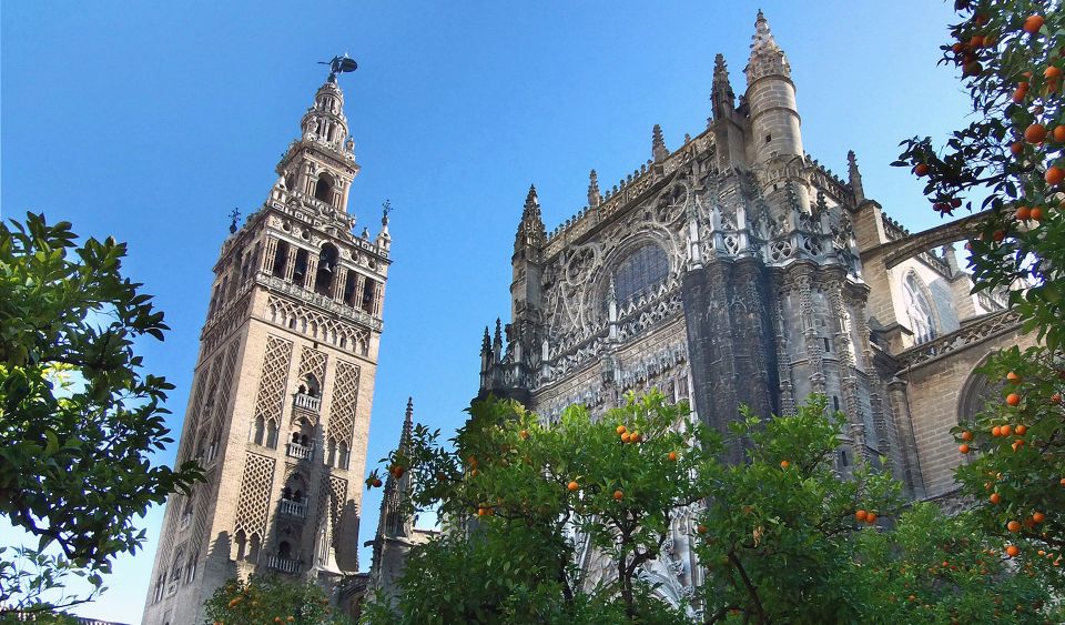 Seville: Guided Tour with Cathedral & Giralda Entrance - The 75-minute flow: how the visit is paced