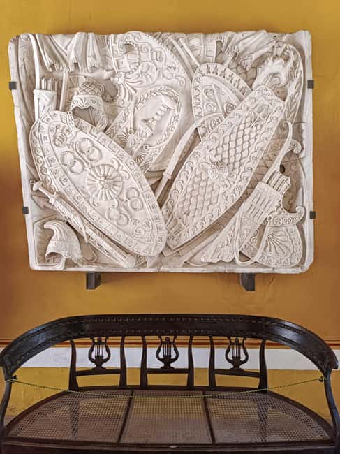 Seville: Guided visit of the Casa de Pilatos with entrance tickets - Price and value: is $28 a fair deal for Casa de Pilatos?