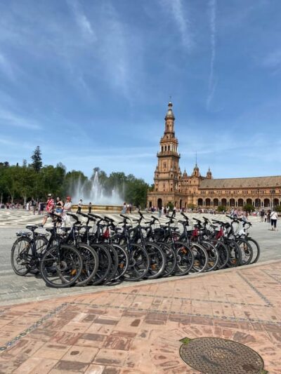 Seville: Highlights City Bike Tour - Meeting at ATD Bikes and Getting Comfortable on the Ride