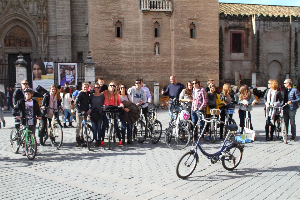 Seville: Historic Center Bike Tour - Key highlights to look for