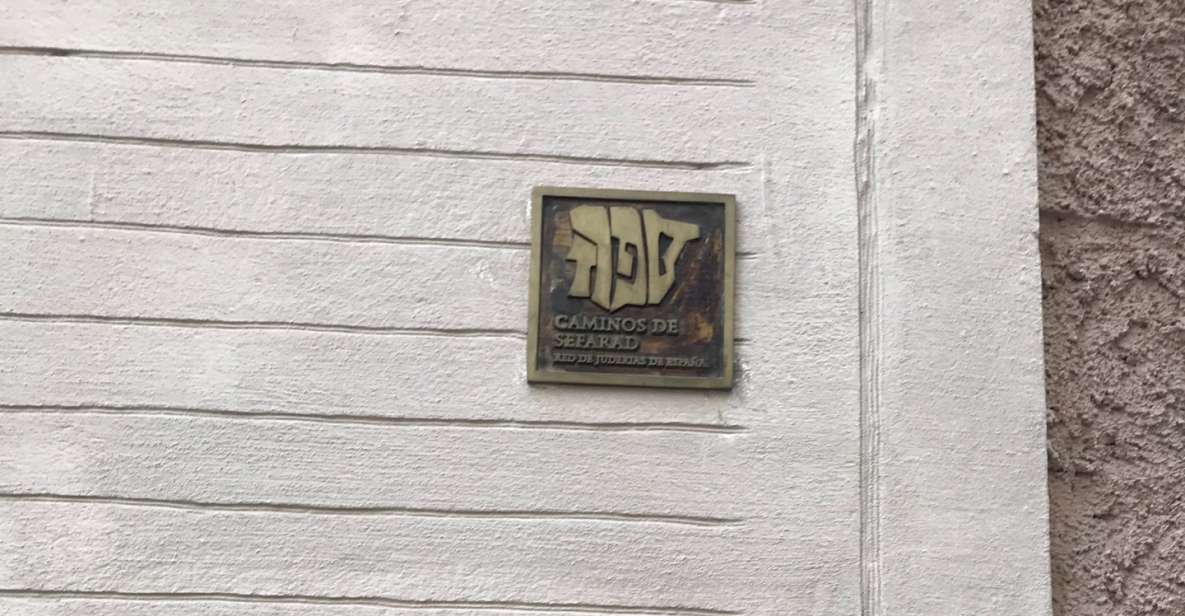 Seville: Jewish History Private Tour - From Plaza Nueva to Judería: how the walk tells the story
