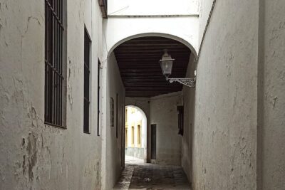 Seville Jewish Quarter Tour (Private Tour) - Plaza de Doña Elvira: A Garden Square With Neighborhood Character