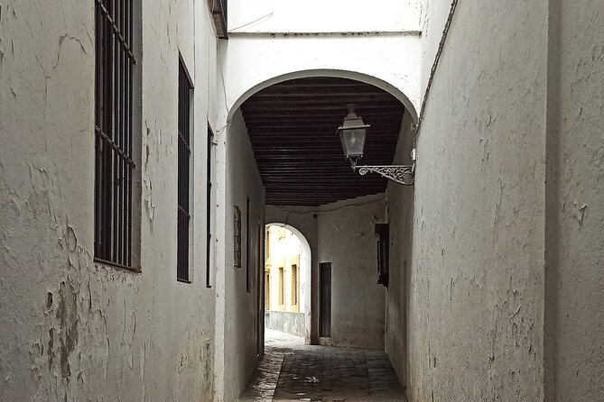 Seville Jewish Quarter Tour (Private Tour) - Plaza de Doña Elvira: A Garden Square With Neighborhood Character