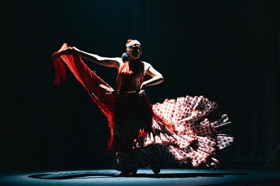 Seville: Live Flamenco Dancing Show Ticket at the Theater - Seats, sightlines, and the one thing that changes your experience