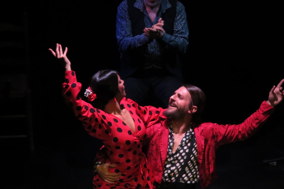 Seville: Live Flamenco Show at "Teatro Flamenco Triana" - What you’ll actually see: singers, guitarist, and dancers in a tight performance flow