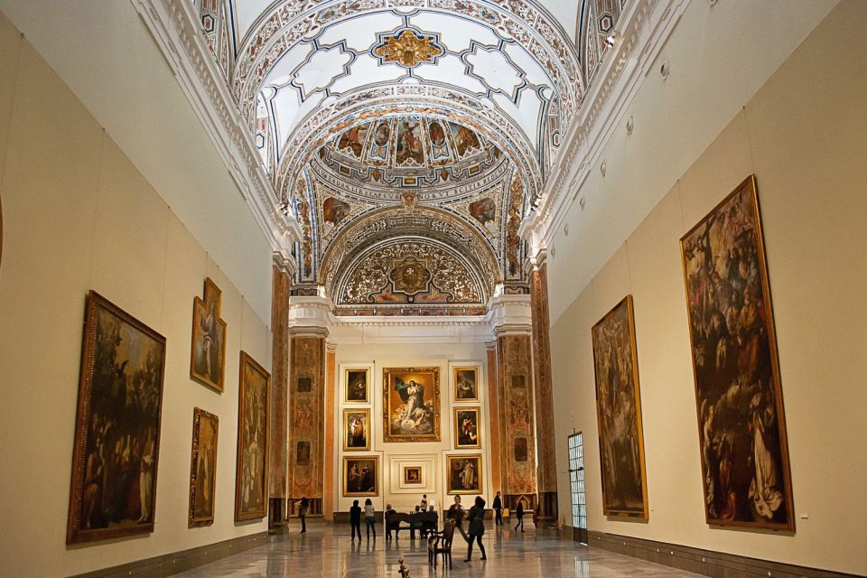 Seville: Museum of Fine Arts of Seville Guided Tour - The 105-minute guided tour: how the pace keeps art readable