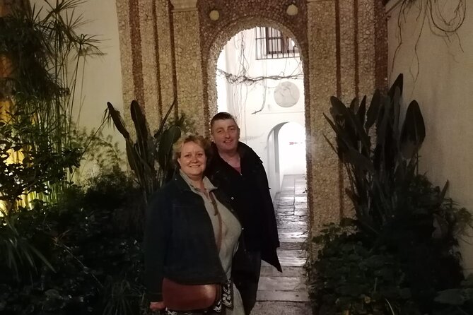 Seville Obscure - The Black Stories Approach: Dark, Historical, and Still Grounded