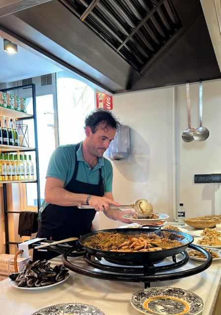 Seville: Paella Dining Experience - La Terraza del Cristina: A Rooftop Paella Meal Near Torre del Oro