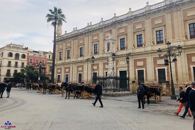 Seville Palaces: Dueñas Palace and Pilate House Tour - Price and the cash carriage detail: what $256.28 really covers