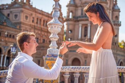 Seville PHOTO WALK - Meeting at Barquitas: find the right person fast