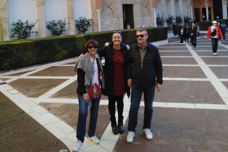Seville: Private custom tour with a local guide - Getting picked up in Seville: meeting point and walk strategy