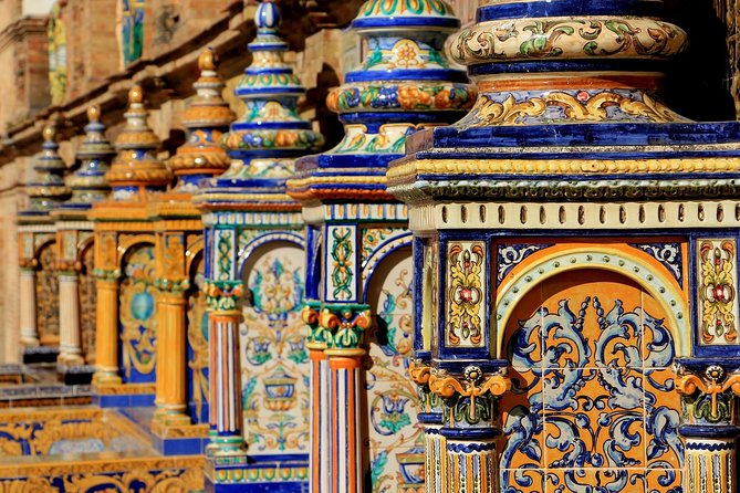 Seville Private Tour to Jewish Quarter and Plaza de Espana - Plaza de España: what you can learn in one guided hour