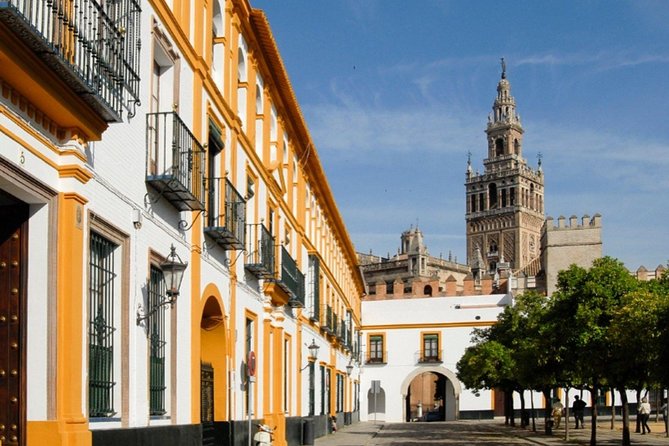 Seville Private Walking Tour with Alcazar & Cathedral Tickets - Real Alcázar de Sevilla: palace power, Mudéjar design, and those gardens