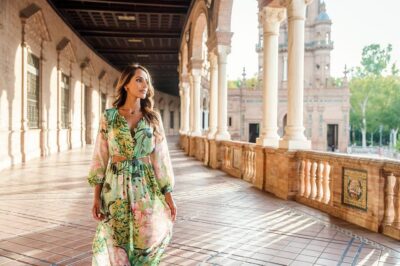 Seville: Professional Photoshoot - Torre Norte meeting point: how to start without stress
