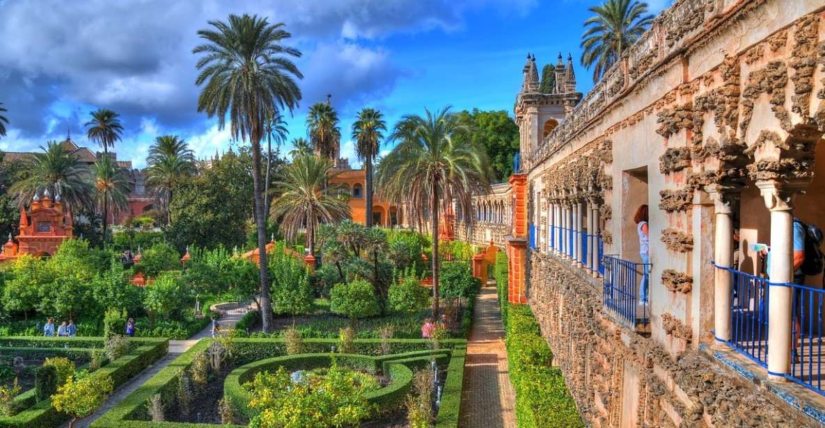 Seville: Real Alcazar of Seville Guided Tour and Ticket - Real Alcázar in 90 minutes: what you actually get