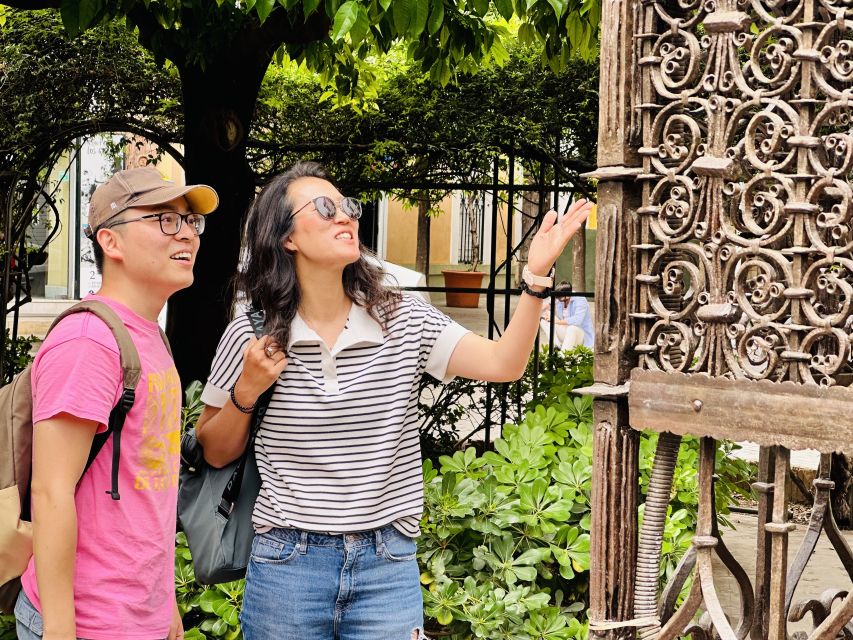 Seville: Royal Alcazar Guided Tour - What your guide should do (and what yours likely will)
