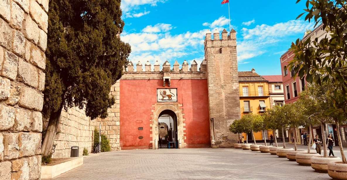Seville: Skip-the-Line Royal Alcázar Guided Tour - Why the Royal Alcázar deserves a priority spot in Seville