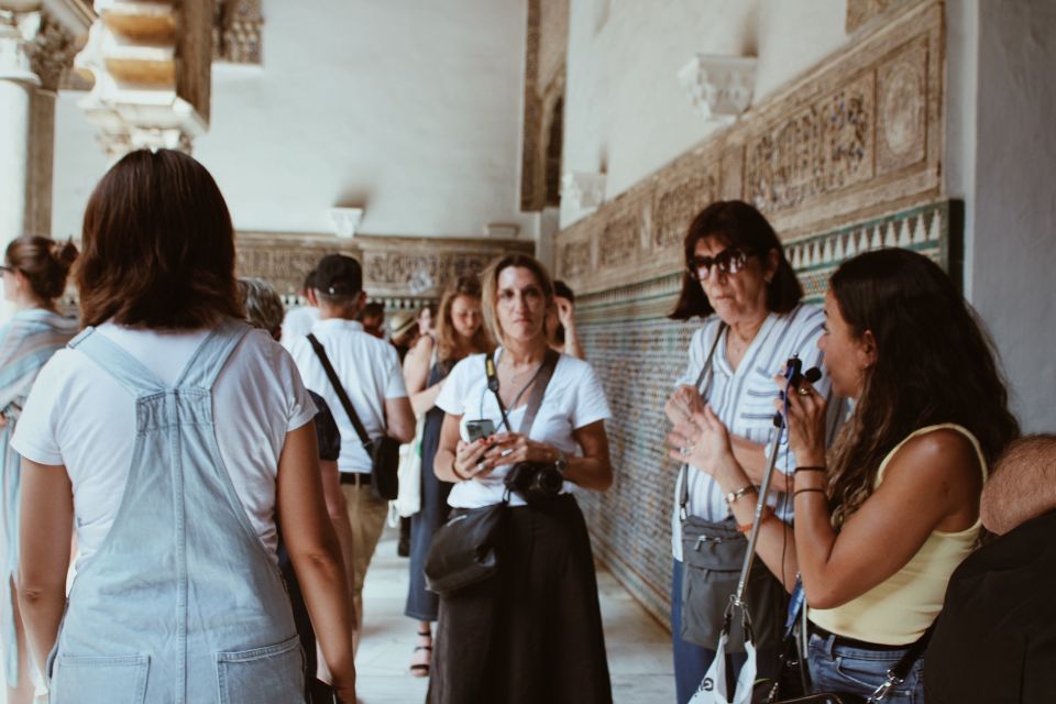 Seville: Skip-the-Line Royal Alcázar Guided Tour - The palace walk: surprises around every corner