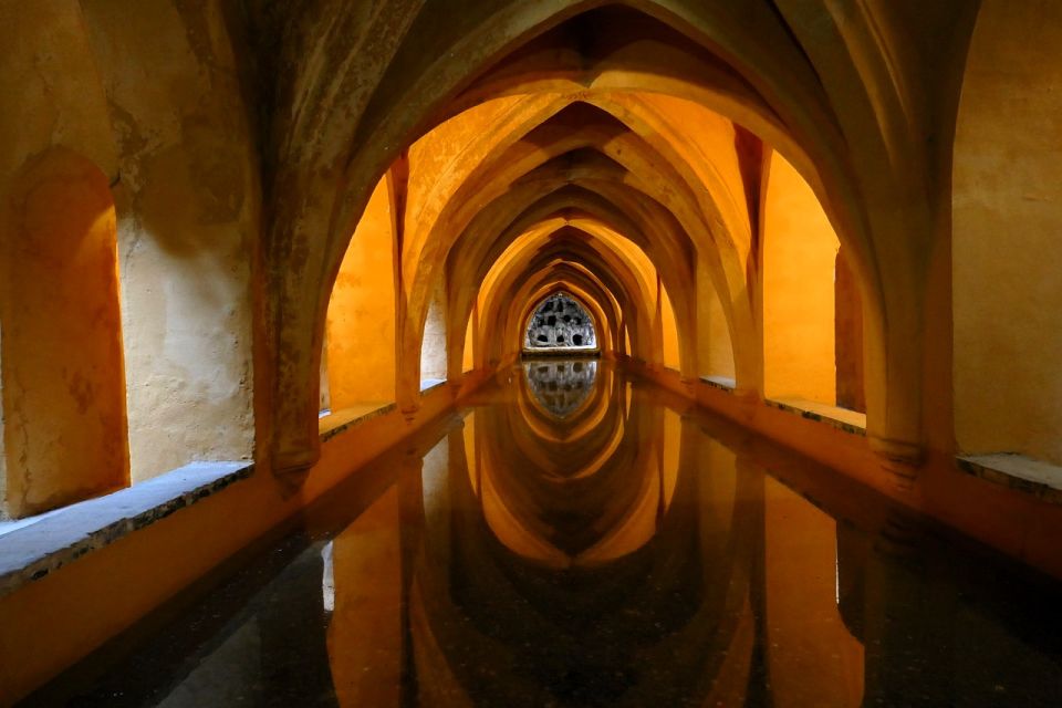 Seville: Small-Group Alcázar Guided Tour & Entry Ticket - Gothic Palace after the Castilian conquest: the shift you can actually notice