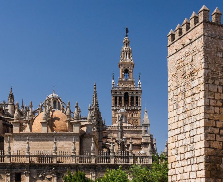 Seville: Small-Group City Highlights Walking Tour - Plaza de San Francisco: the first square read