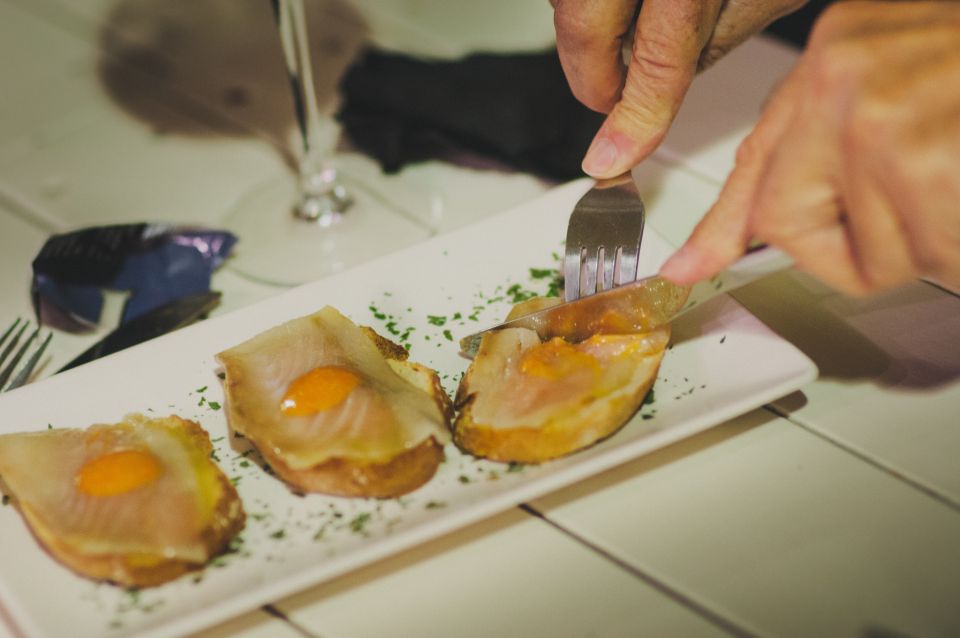 Seville: Tapas Tour Across the River in Triana - Practical tips so you enjoy every bar (without regrets)