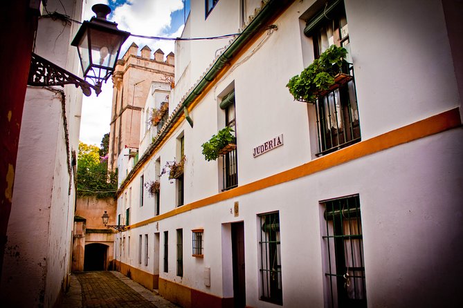 Seville: The City’s Top Highlights - Seville Cathedral and Columbus’ Tomb: A Gothic Giant You Can Actually Understand