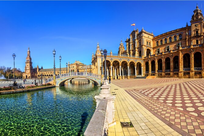 Seville: The Inheritance Exploration Game - The Cathedral of Santa Maria de la Sede: a big-name stop you reach by puzzle