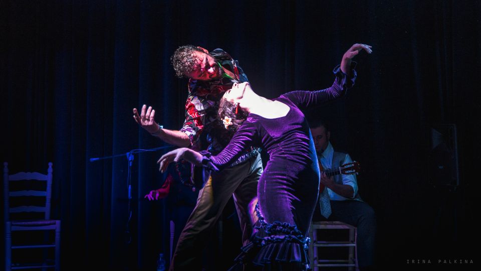 Seville: Traditional Flamenco Show in Triana - Sevillanas finale and the playful ending on stage