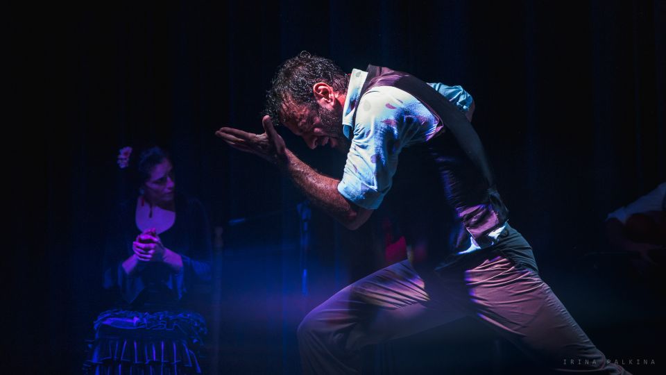 Seville: Traditional Flamenco Show in Triana - Rules you’ll want to follow (and why the late-arrival rule matters)