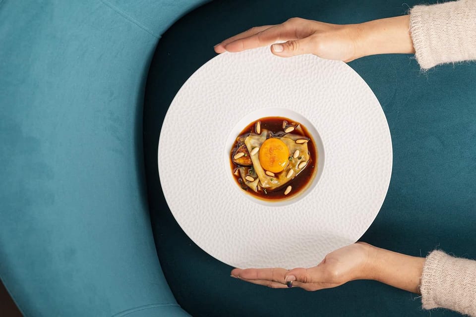 Seville with a Michelin Chef: Gastronomic Tour around Secret Corners - Accessibility and who can comfortably join