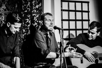 Skip the line: Tablao Flamenco Andalusí Ticket - The Arenal area setup and why the location matters