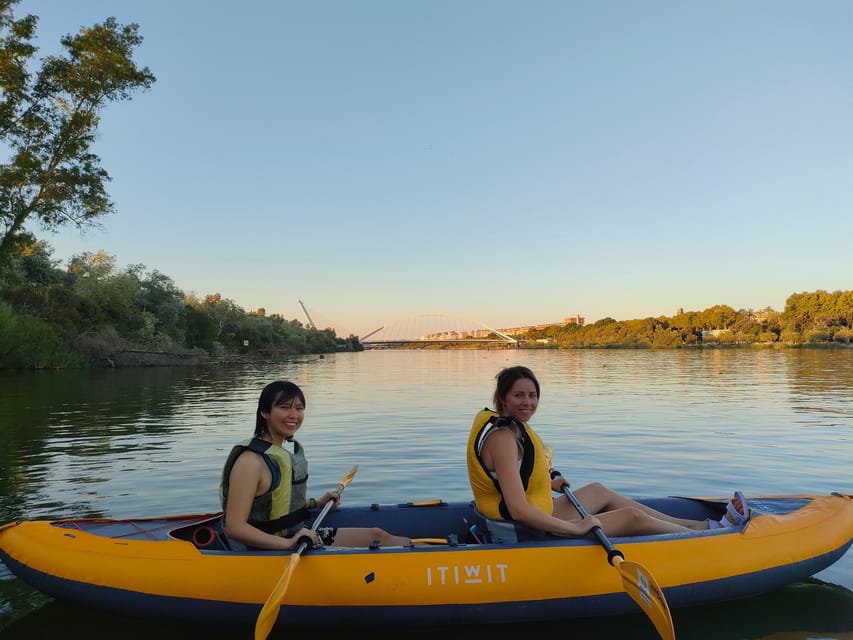 Sunset Kayak: Historic Seville, Triana and La Cartuja - Giralda, Isabel II, and the river bends between icons