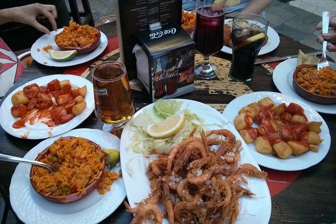 Tapas and Wine Tasting Tour in Seville Small Groups and Jewish Quarter - Barrio Santa Cruz: the Jewish Quarter walk near Alcázar