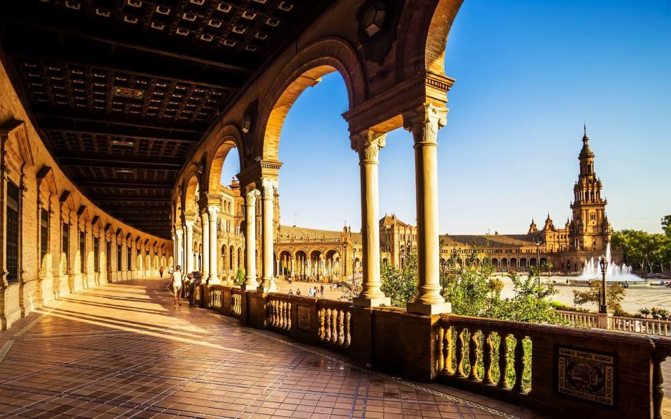 The Best of Seville: Private 2,5 Hour Walking Tour - Key Points You’ll Care About