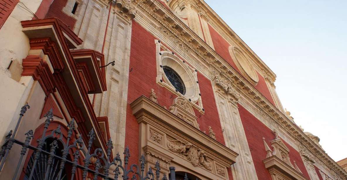 The Cultures of Seville Walking Tour - Starting at Plaza del Triunfo and working your way into Santa Cruz