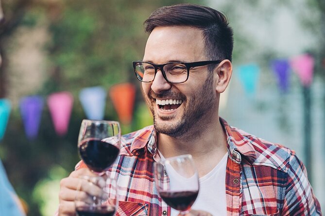 The Ultimate Seville Wine Tour with Food - Real Alcázar at the end: closing with palace vibes in 10 minutes