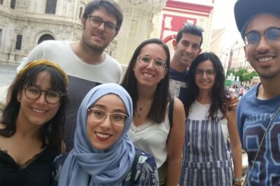 Tour Sevilla de las 3 Culturas - From Giralda to the Seville Cathedral: why power looks the way it does