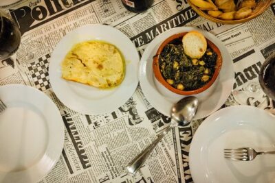 Triana Gourmet Tapas Tour in Seville - River streets and ceramic lanes: Calle Betis to Torre del Oro