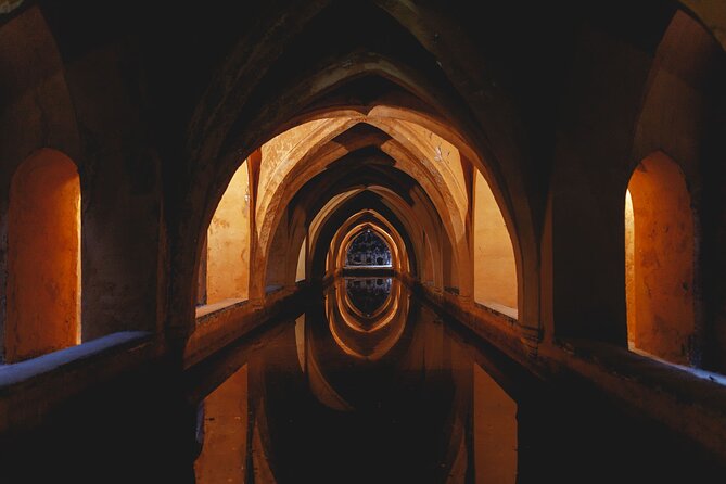 VIP Guided Seville Alcazar Pre-Opening, Cathedral & Old Town - Small logistics that make your morning smoother