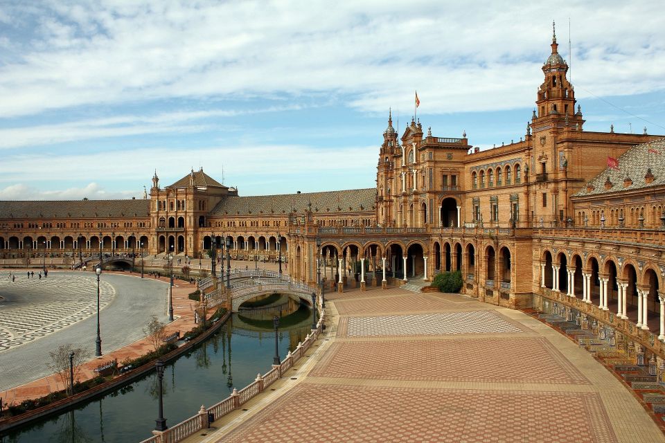Welcome to Seville: Private Tour with a Local Host - Key highlights at a glance