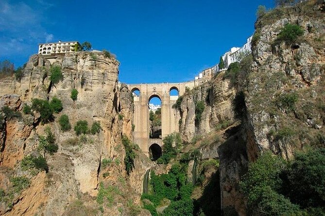 White Villages and Ronda Day Tour from Seville - Your day from Seville: a long bus ride with a clear payoff