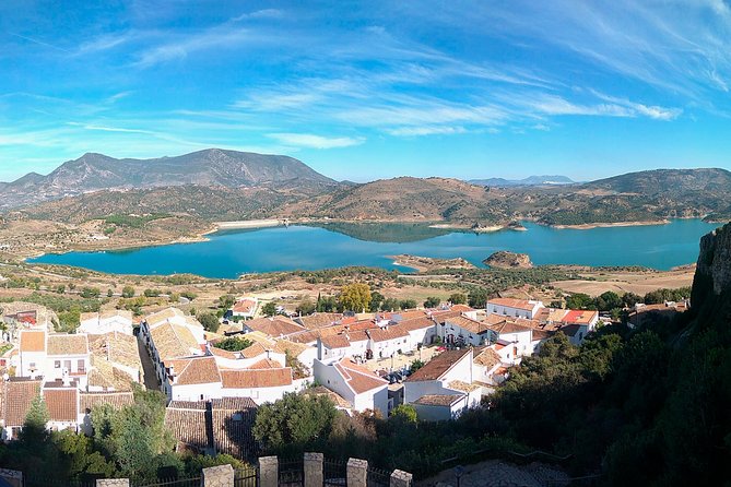 White Villages & Ronda 2 Days Tour from Seville - Zahara de la Sierra Streets Plus an Oil Mill at El Vínculo
