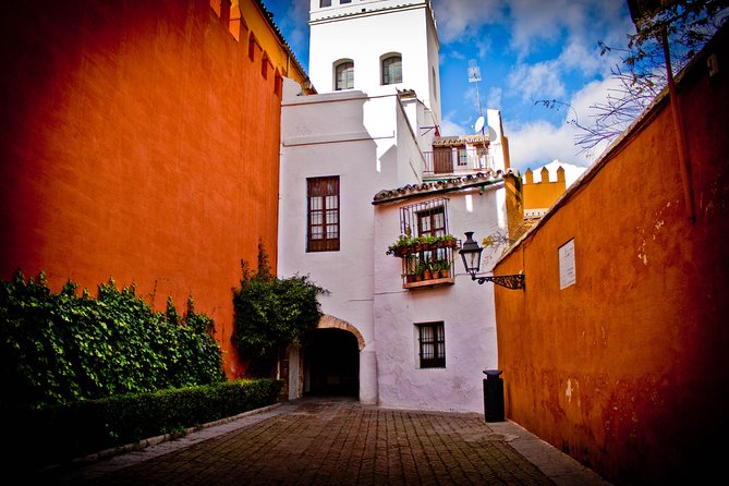 “Your First Day in Seville, the Local Way” - Guadalquivir by Bike: A Short Cut to River Views